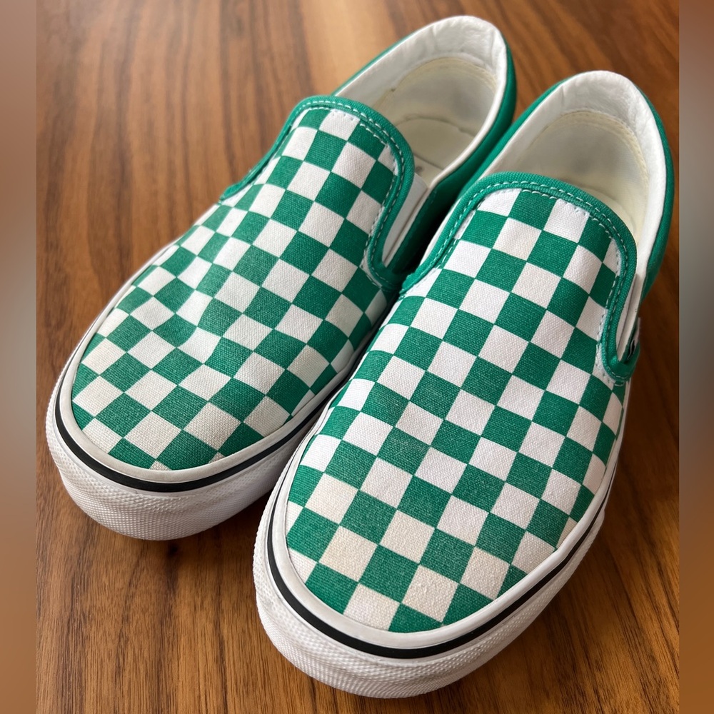 Vans “Pepper” Green Checkered Slip Ons | Men’s 6.5, Woman’s 8